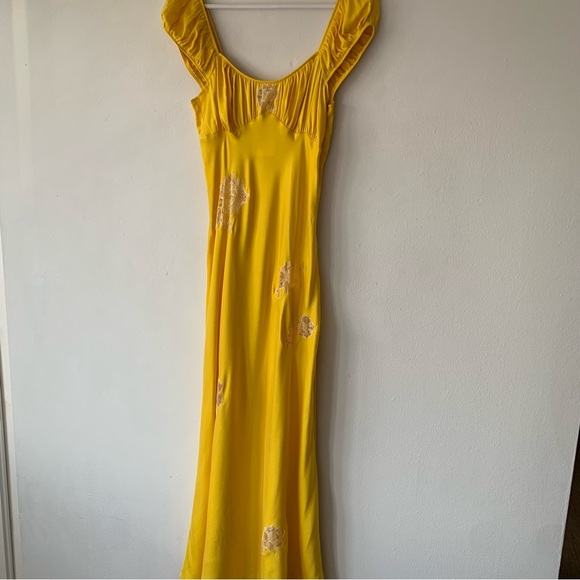 Doen Gwendolyn Silk Lace Short Sleeve Midi Maxi Dress Daylily Yellow Gold - Picture 8 of 15
